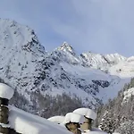 La Mura' - Il Vostro Posto Nel Gran Paradiso בית נופש Ronco Canavese